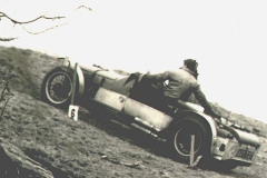 Tavenor Mk1 - Mudplugging - Side view